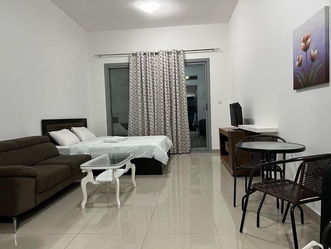The S Apartment Dubai Exterior photo