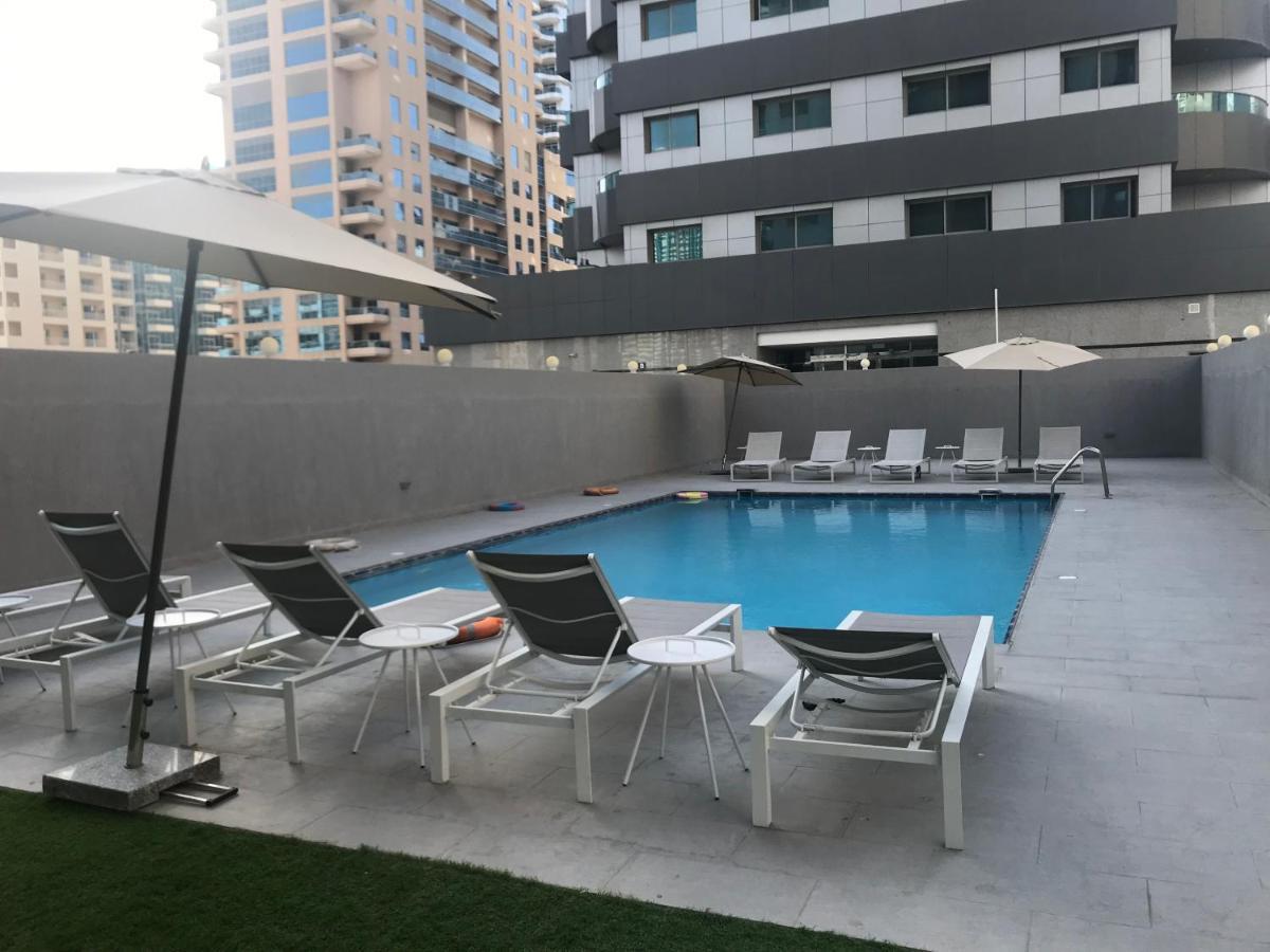 The S Apartment Dubai Exterior photo